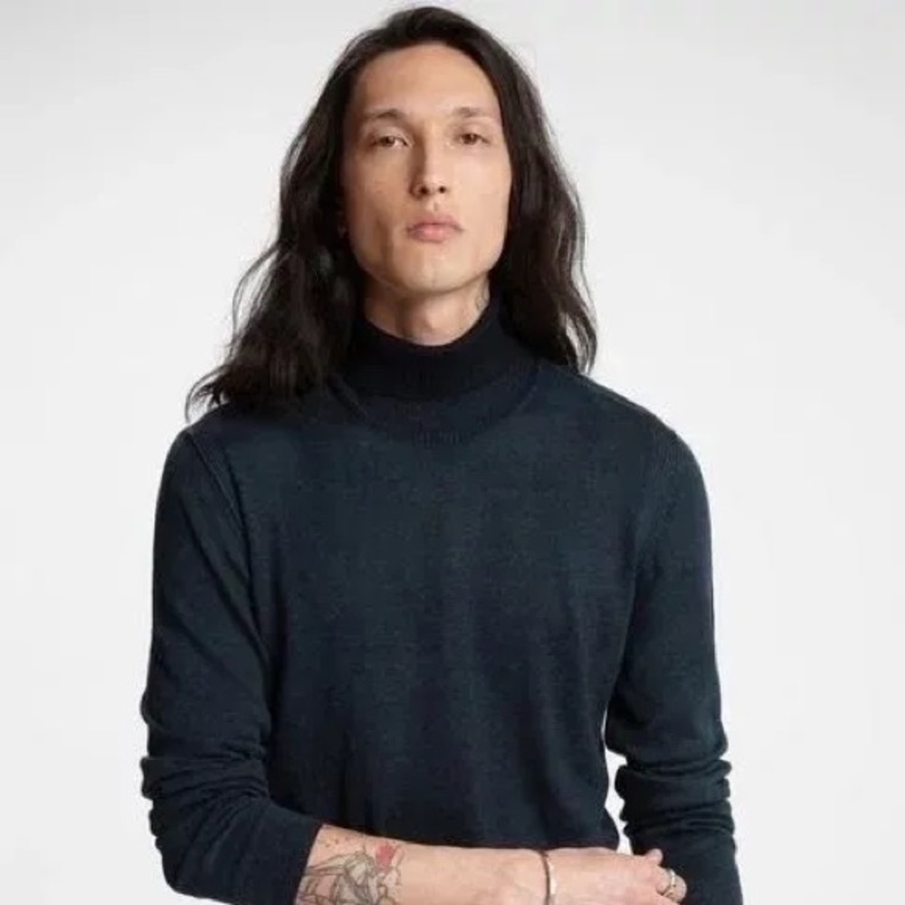 JOHN VARVATOS CASHMERE TURTLENECK